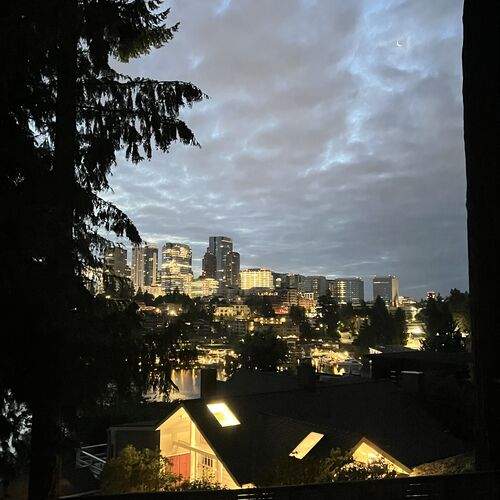 Photo #12649378