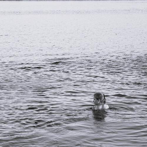 THE ARCTIK. The girl in the water.