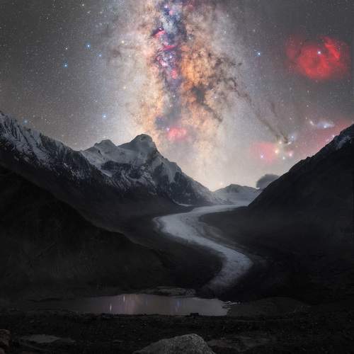 The Sacred Rock and the Milkyway