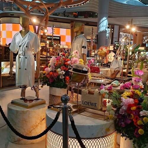 Photo #12799905