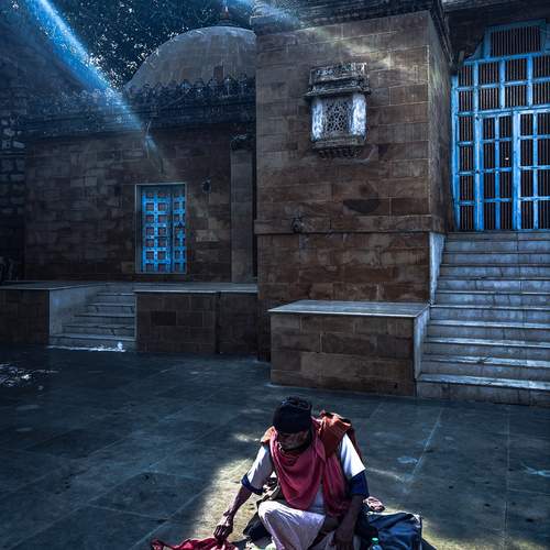 “In the simplicity of daily rituals, I found a story of devotion.”