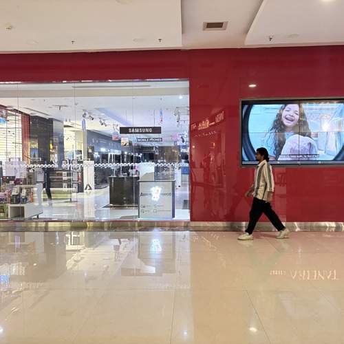 Mall Interior in Konkan Division
