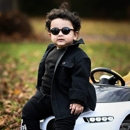Leafy Roads & Little Bugatti