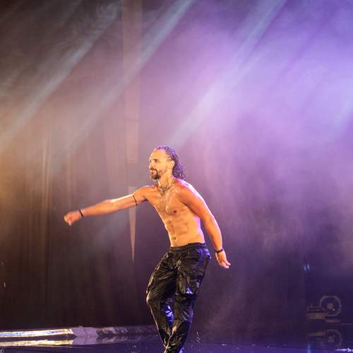 Photo #12883095