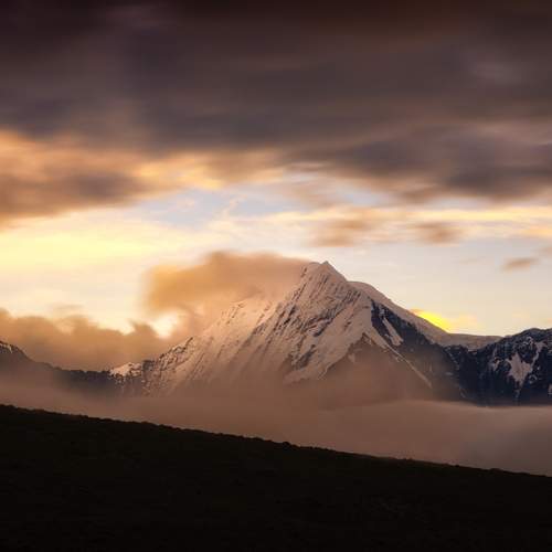 The sunset over Mount Gongga