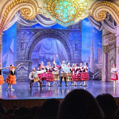 Photo #12897810