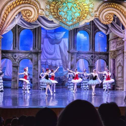 Photo #12897812