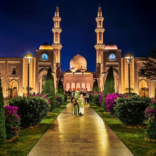 A Symphony of Geometry and Light