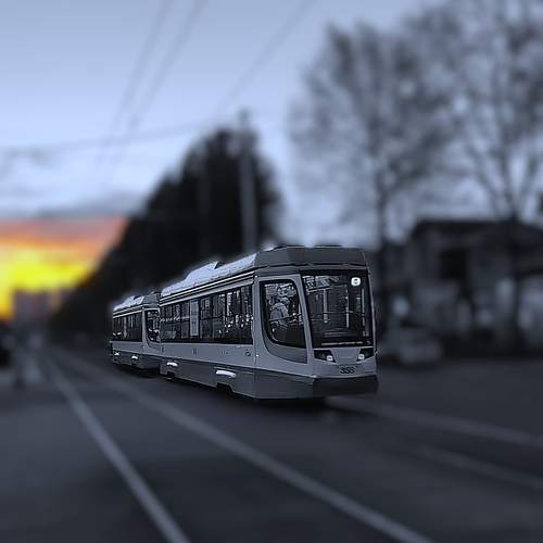 Вечер в середине апреля / An Evening in the Middle of April