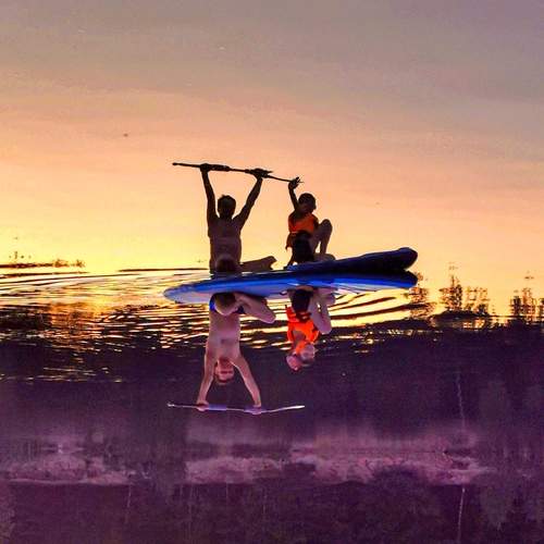 Показалось..