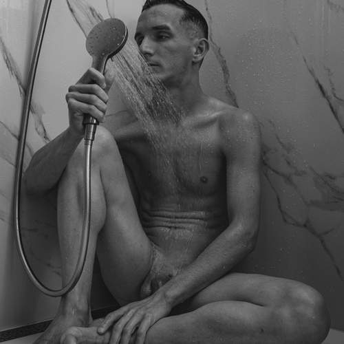 Photo #12985915