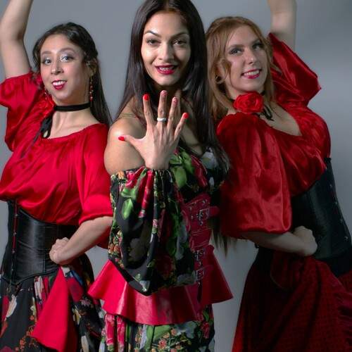 Танцовщицы