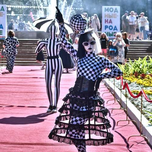 Photo #13027981
