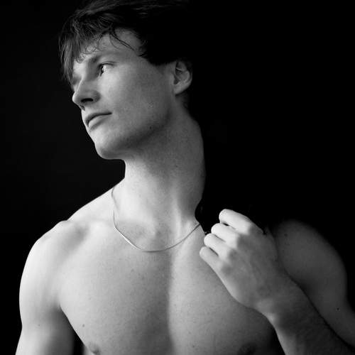 Photo #13035431