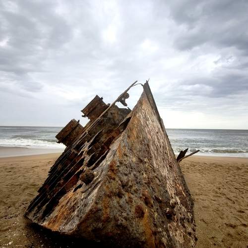 Cathay VIII: Shipwreck on La Pedrera Beach