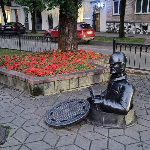 Photo #13057370