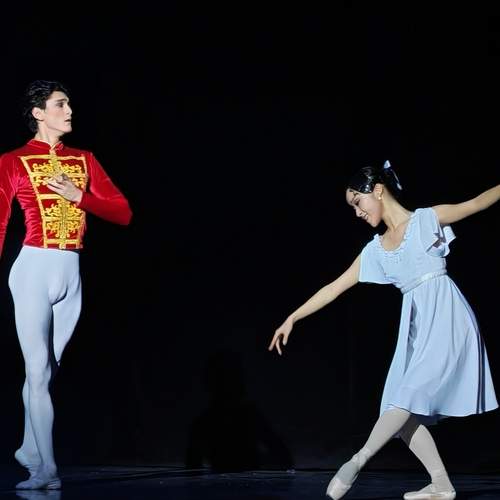 Photo #13063175