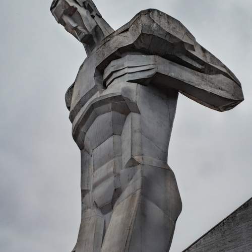 Памятник комсомольцам Кабардино-Балкарии