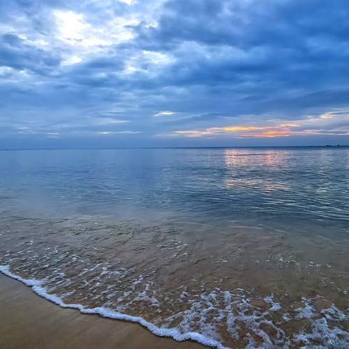 Синее синее море