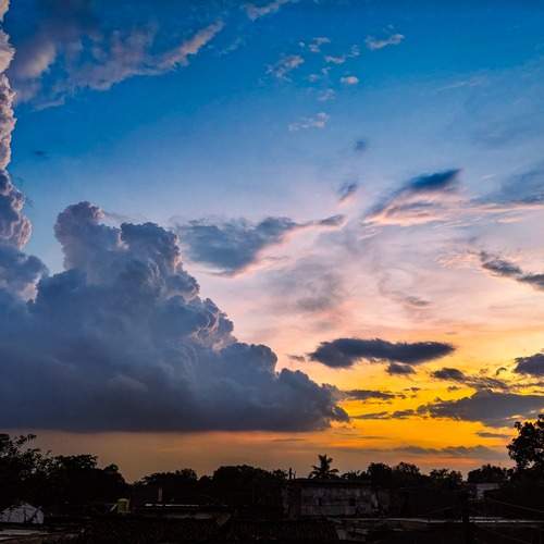 A Pause Between Day and Night