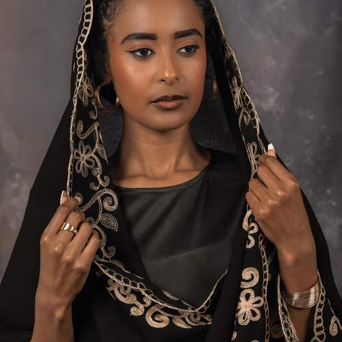 Elegance in Quiet Strength