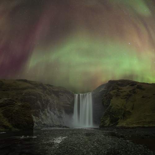 Rainbow over skogafoss