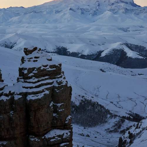 Вид на Эльбрус