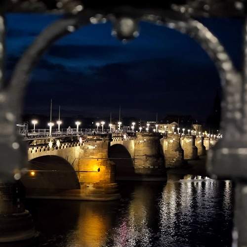 Photo #13210199