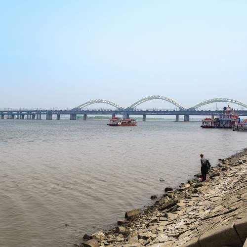 Мост через реку Сунгари.