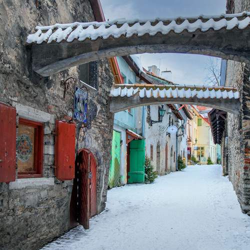 Winter Passage in the Old Town