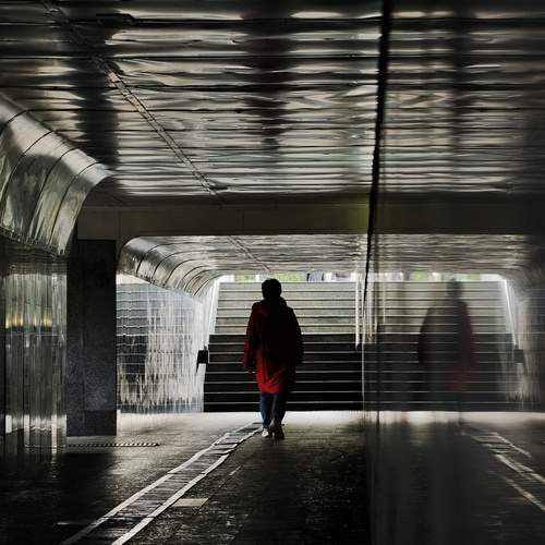 Движение двух миров