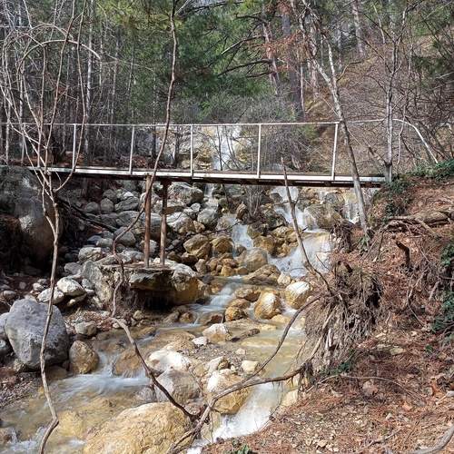 Мост через ручей