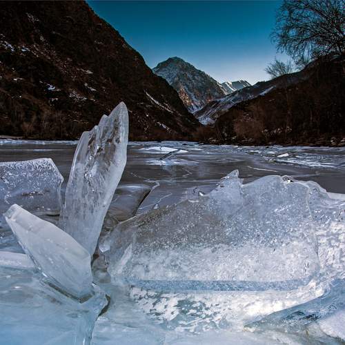 Ледяная река