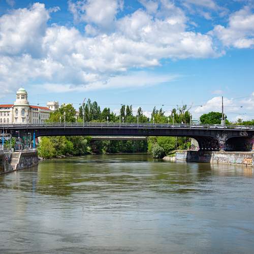 Photo #13272566