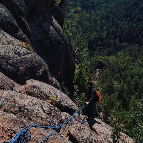 Подъем на скалу Такмак