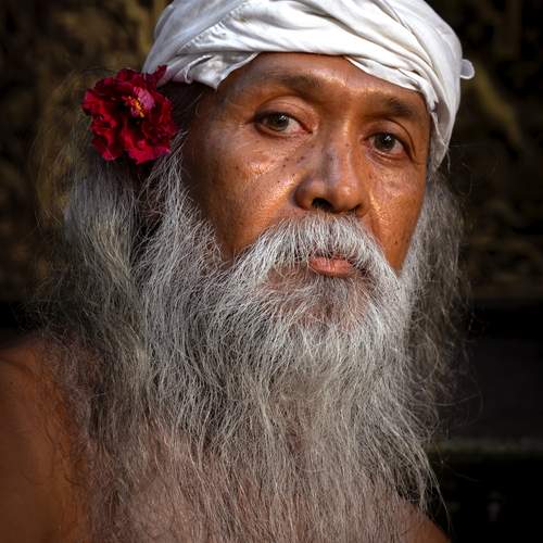 Hindu features