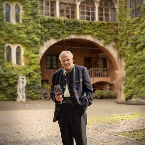 История Дона Карло