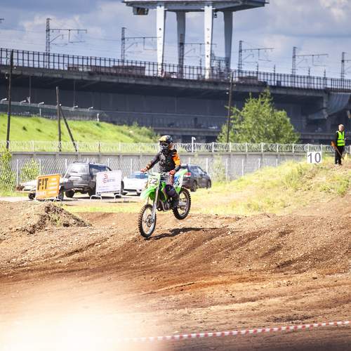 Photo #13296504