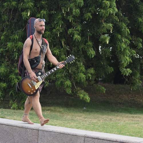 Photo #13299117
