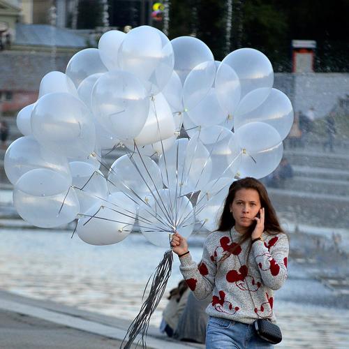 продавец воздушных шаров