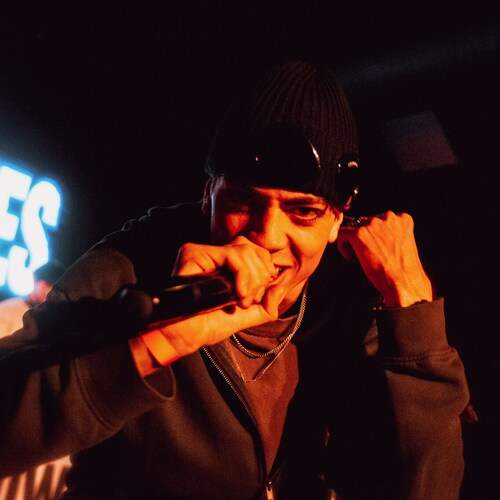 Photo #13301605