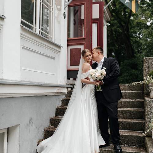 Photo #13312875