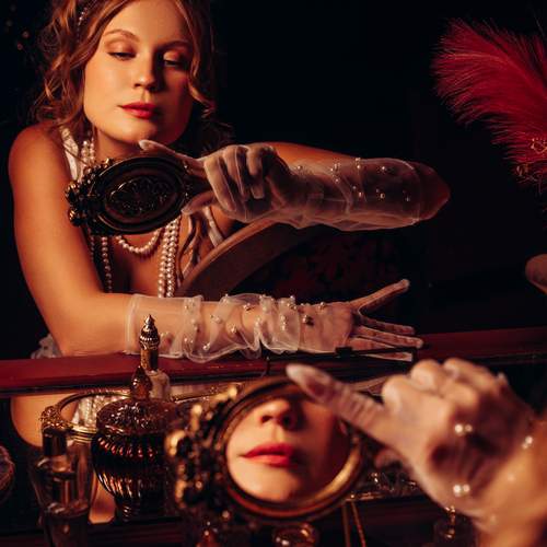 Выход на сцену