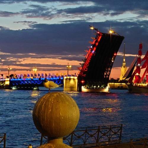 Дворцовый мост