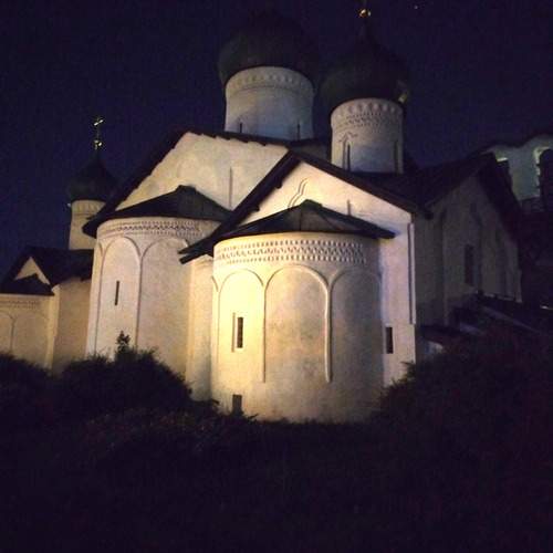 Когда всё спит