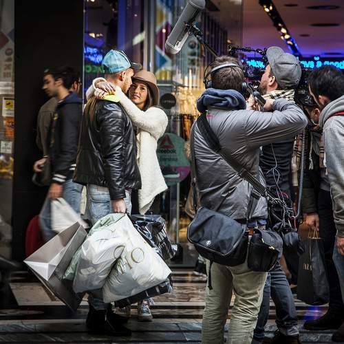 Сцена на улице.