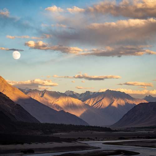 Twilight Over the Peaks