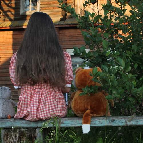 Трое на скамейке