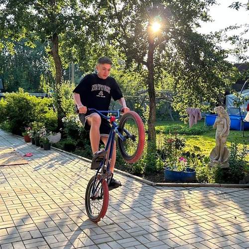Photo #13340708