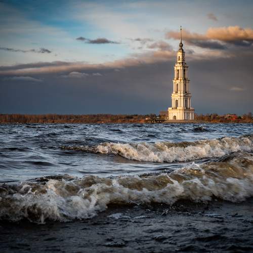 Шторм на Волге